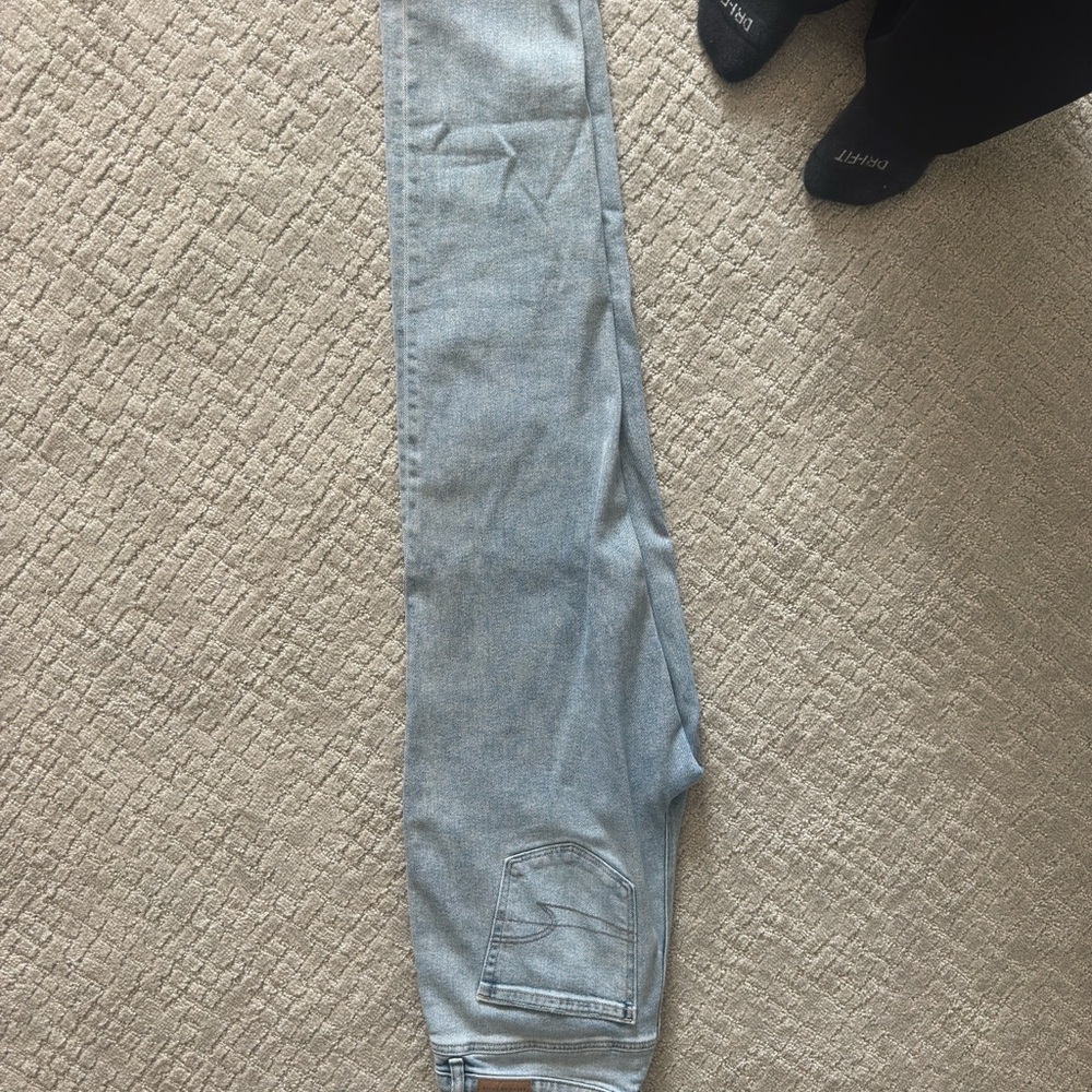 American Eagle Outfitters Classic Blue Jeans